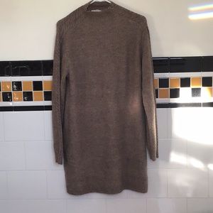 Max Studio tunic, NWT, L, soft mock neck w/ decorative stitching down arms